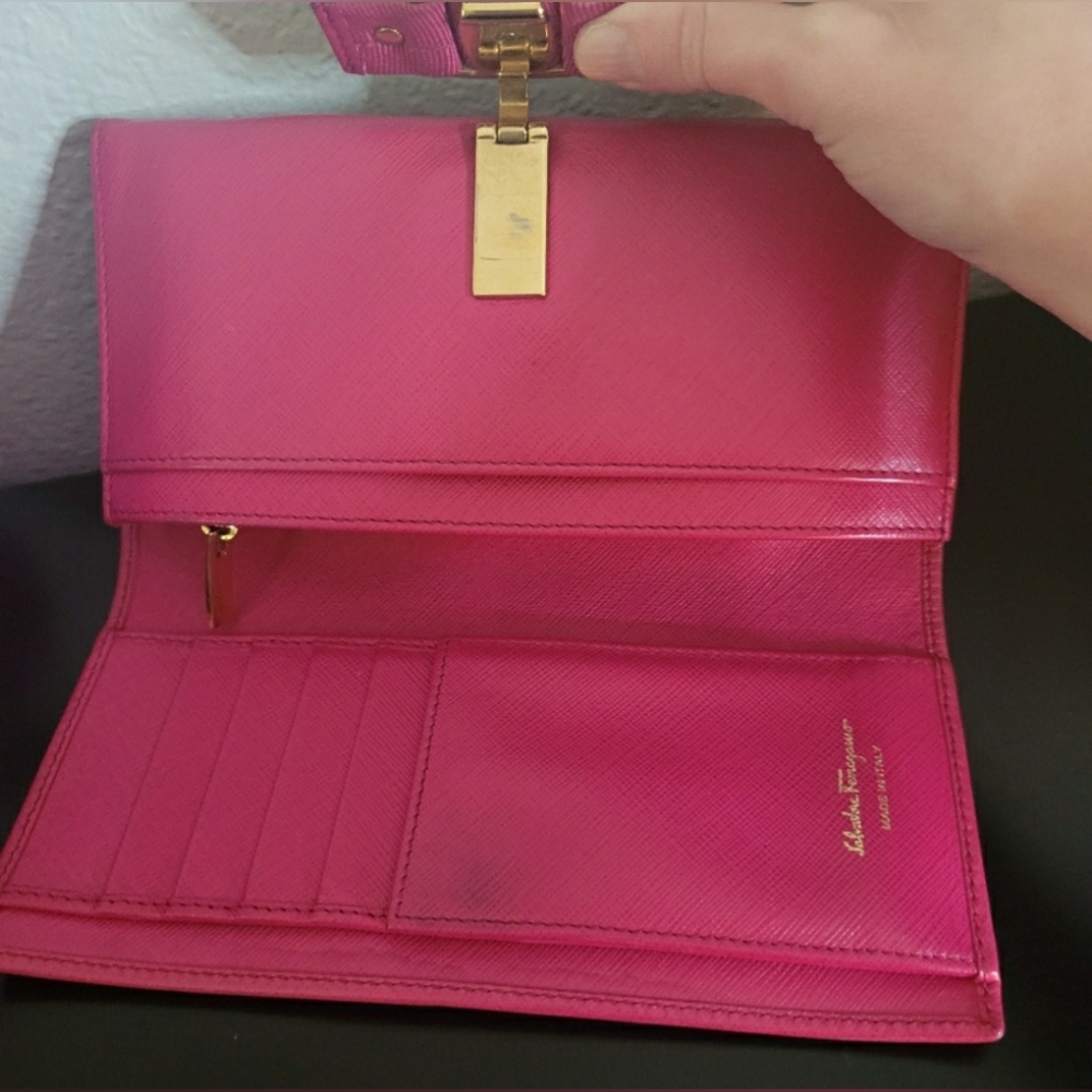Salvatore Ferragamo Vara Bow Pink Bifold Long Leather Wallet - Picture 8 of 13